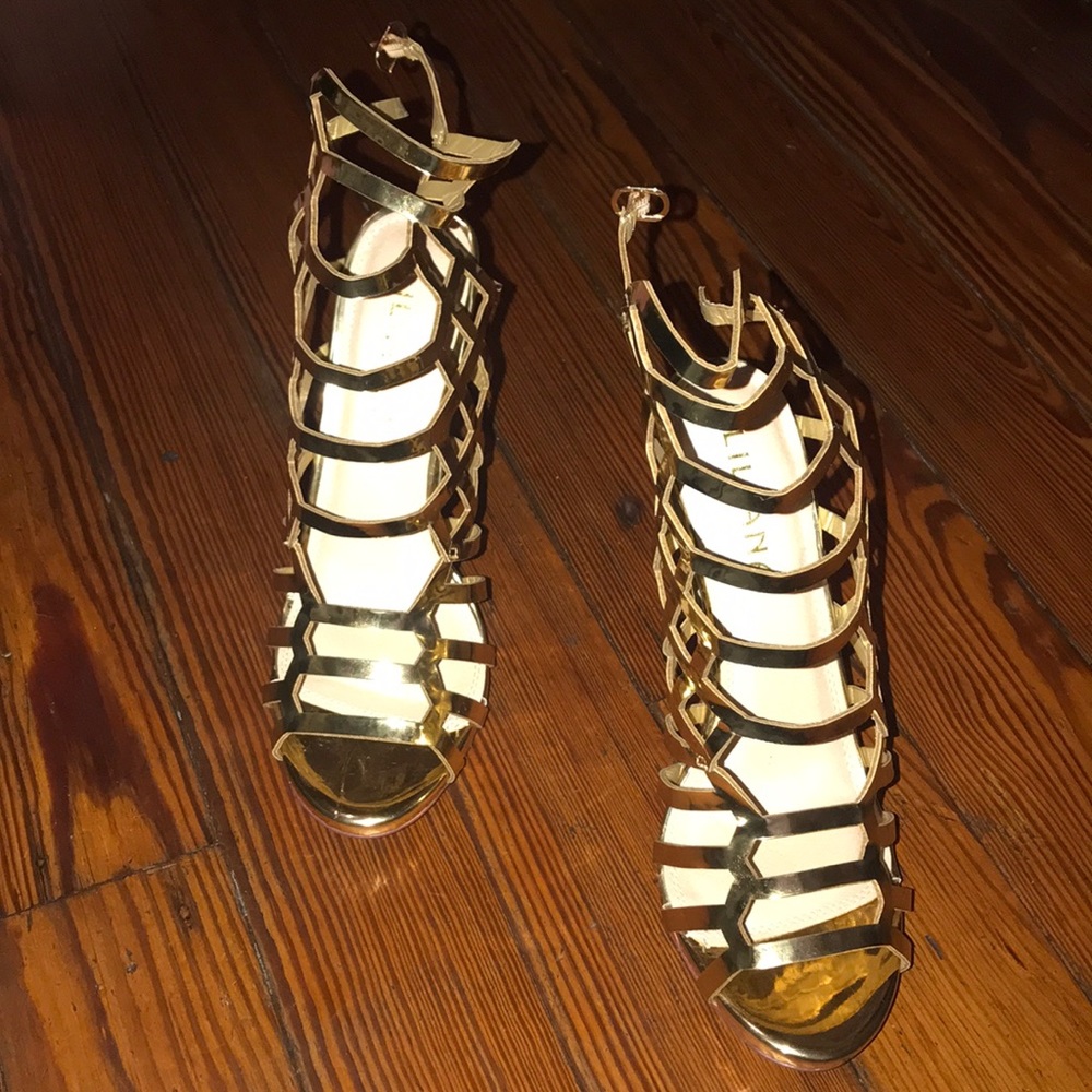 Caged gold sandal heel